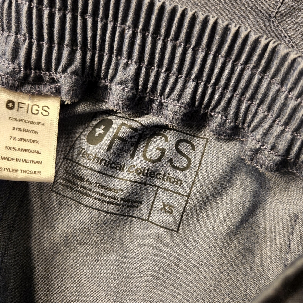 Figs Heather Denim set - Picture 6 of 8
